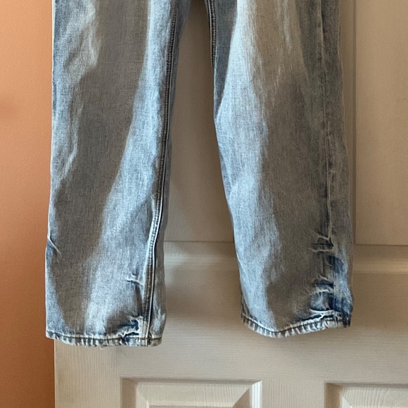 AE Mom jeans - BNWT - Picture 5 of 6